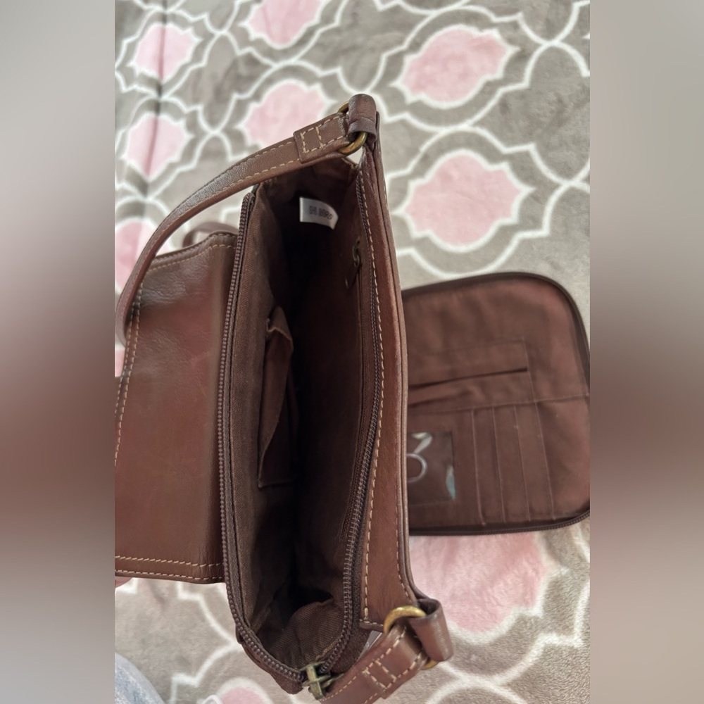 Fossil Brown Leather Crossbody Organizer Bag - Picture 5 of 9
